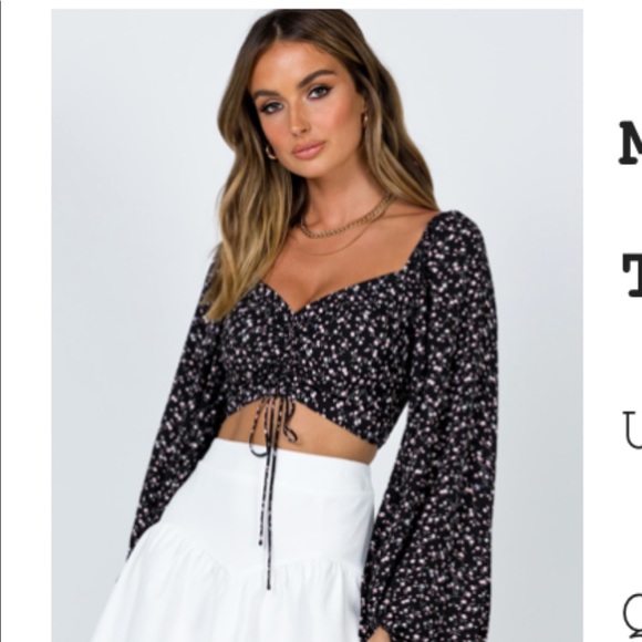 Princess Polly Tops - Princess Polly Floral Crop Top! NEVER WORN!!